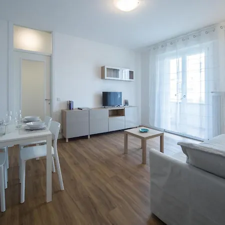 Appartement Leonardo Da Vinci 133 Udine